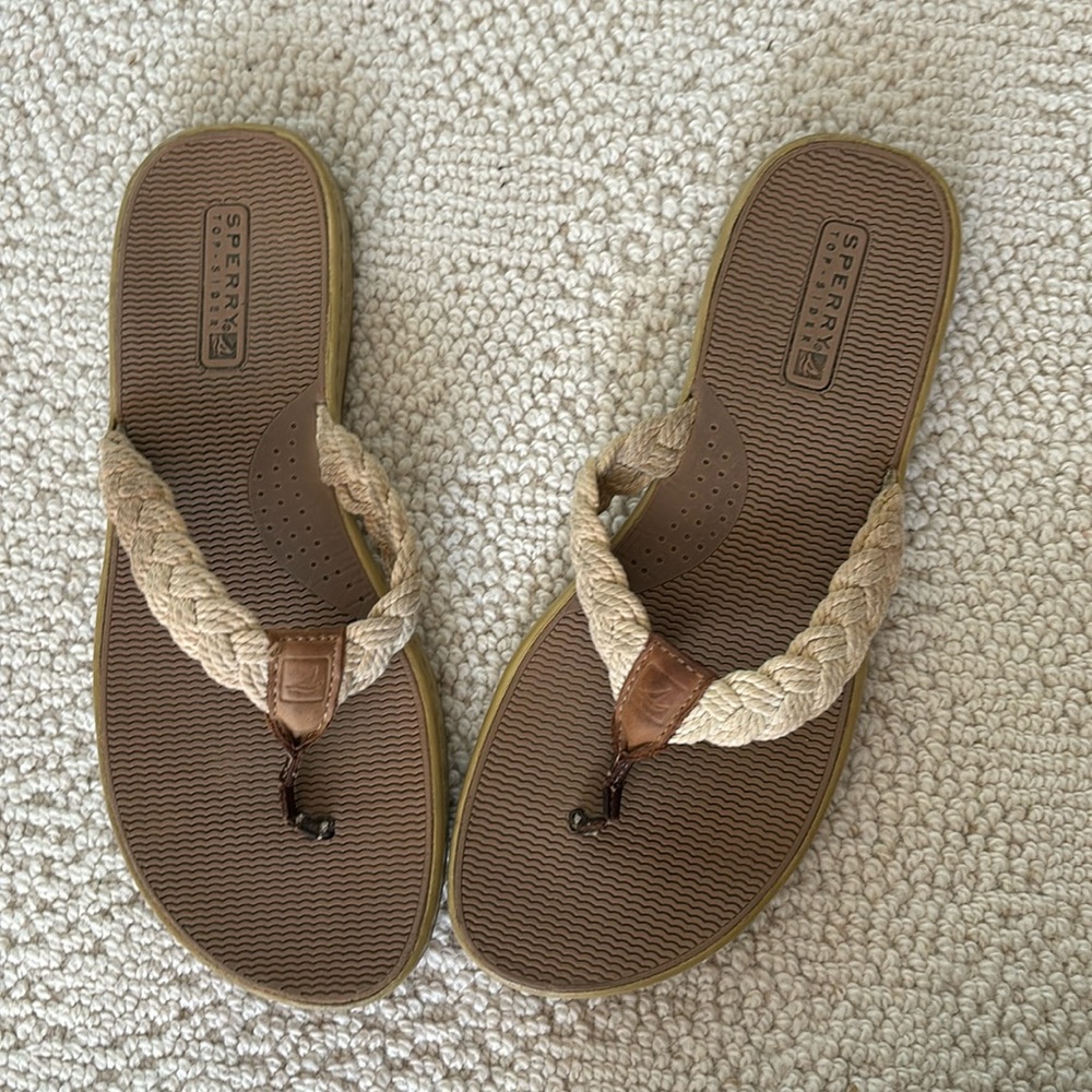 Women’s sperry flip flops